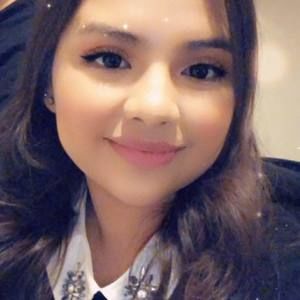 Meet your Posher, Cassandra